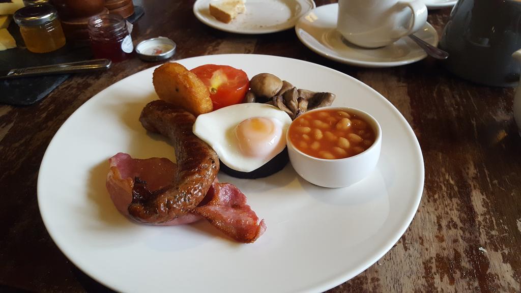The Cuckoo Brow Inn Near Sawrey Bagian luar foto